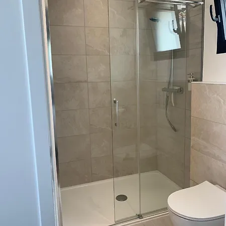 La Maison Blanche 3*