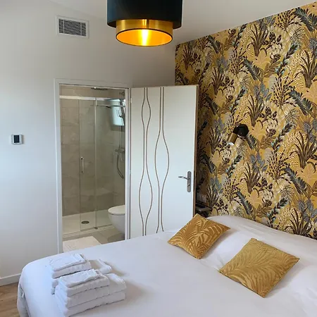 La Maison Blanche Guest house *