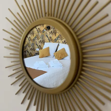 La Maison Blanche 1 3* 布格奈斯