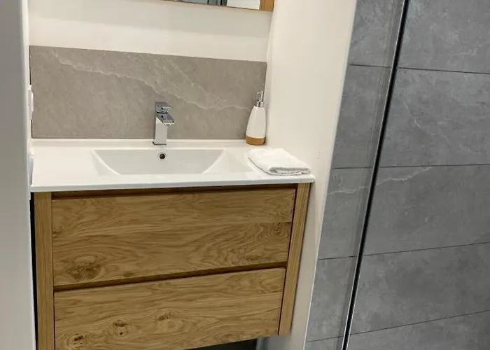 La Maison Blanche Affittacamere Bouguenais