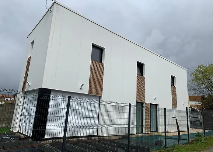 Πανσιόν La Maison Blanche